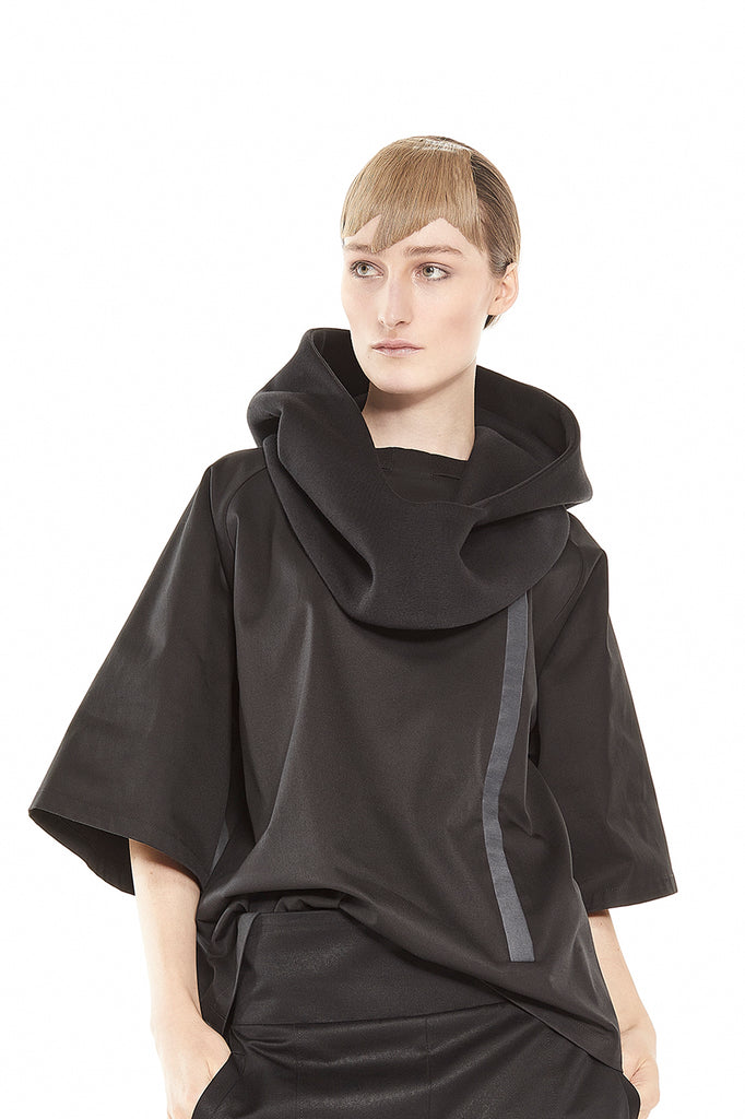 Maison Corinna Houidi Hood