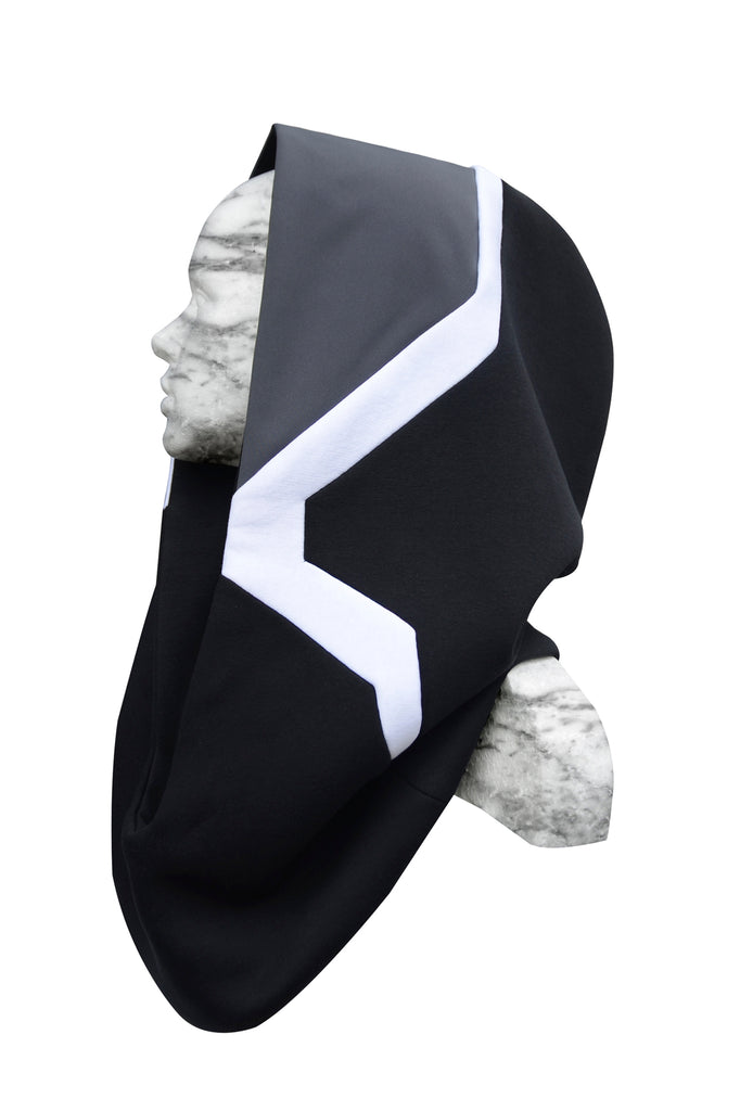 Maison Corinna Houidi Hood